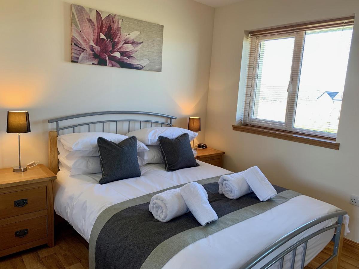 Eastbrae Cottages & Lodges สตรัมนิส ภายนอก รูปภาพ