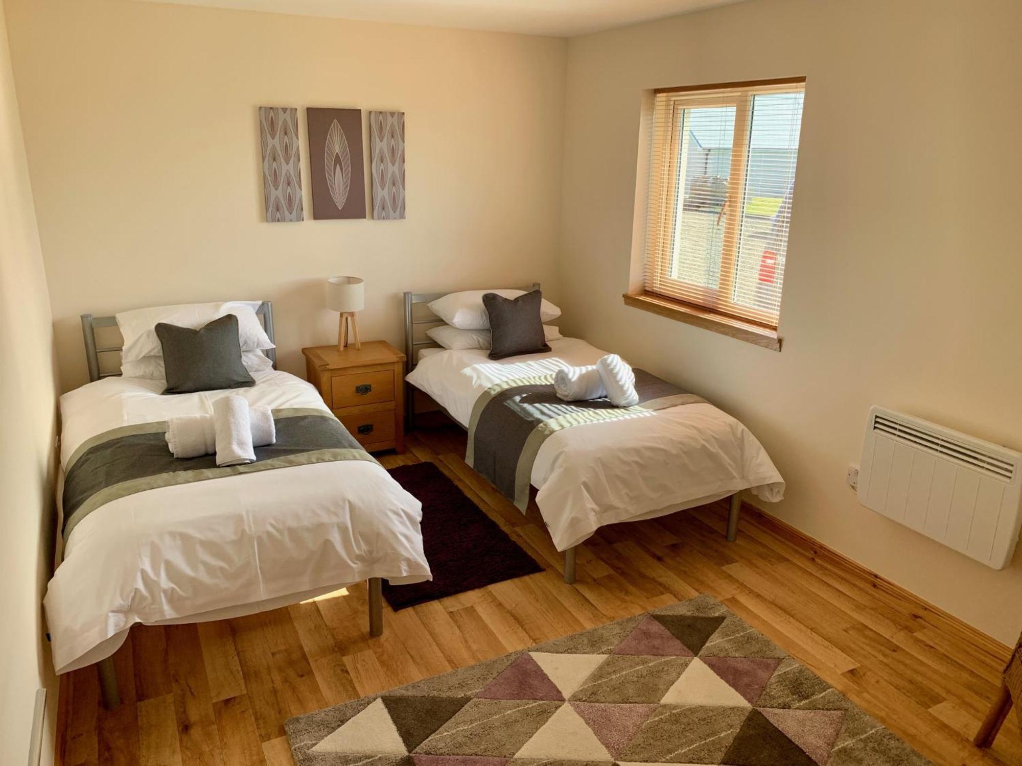 Eastbrae Cottages & Lodges สตรัมนิส ภายนอก รูปภาพ
